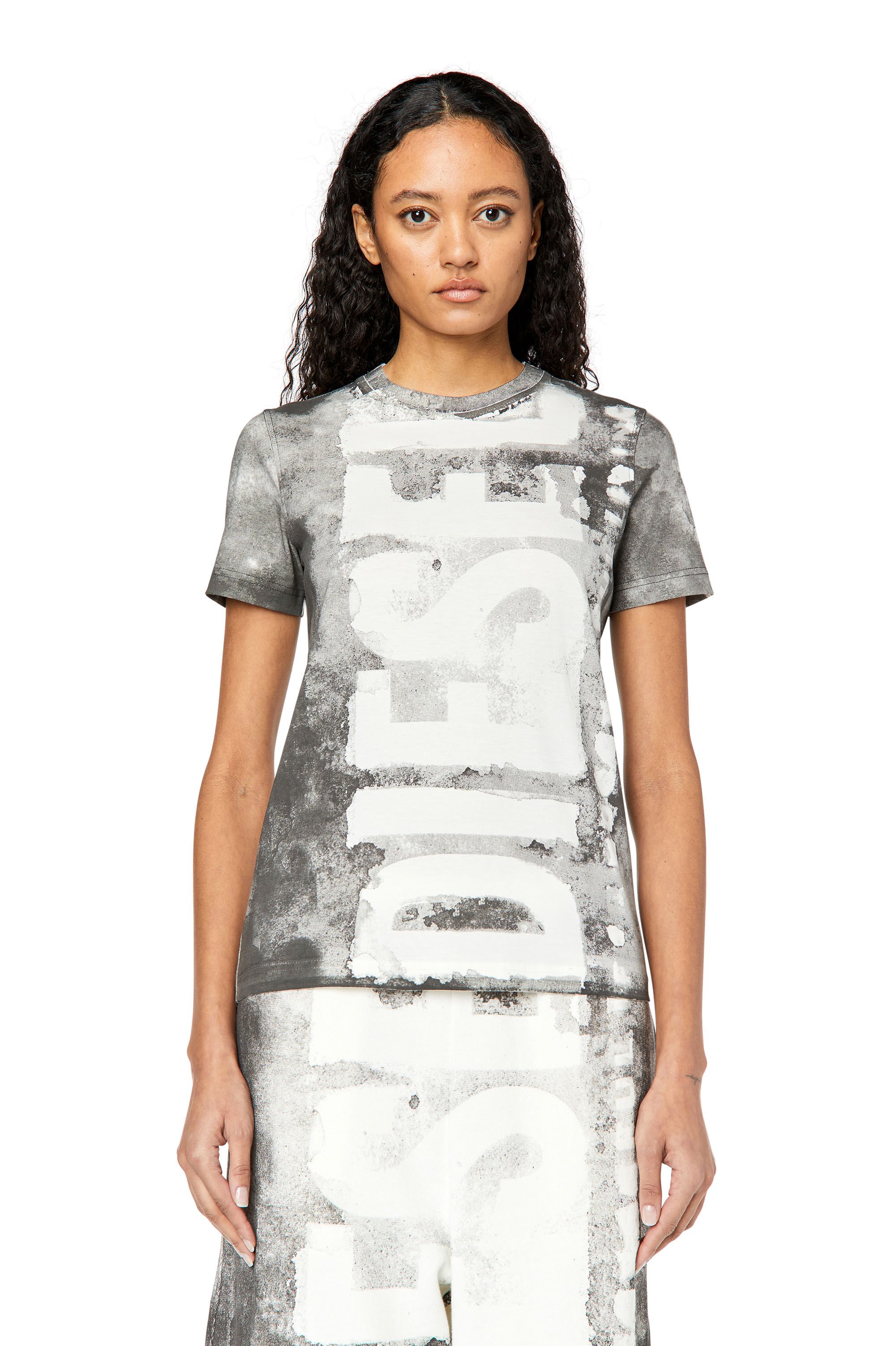 Diesel - T-REG-G1, Woman T-shirt with bleeding-effect logo in Grey - Image 3