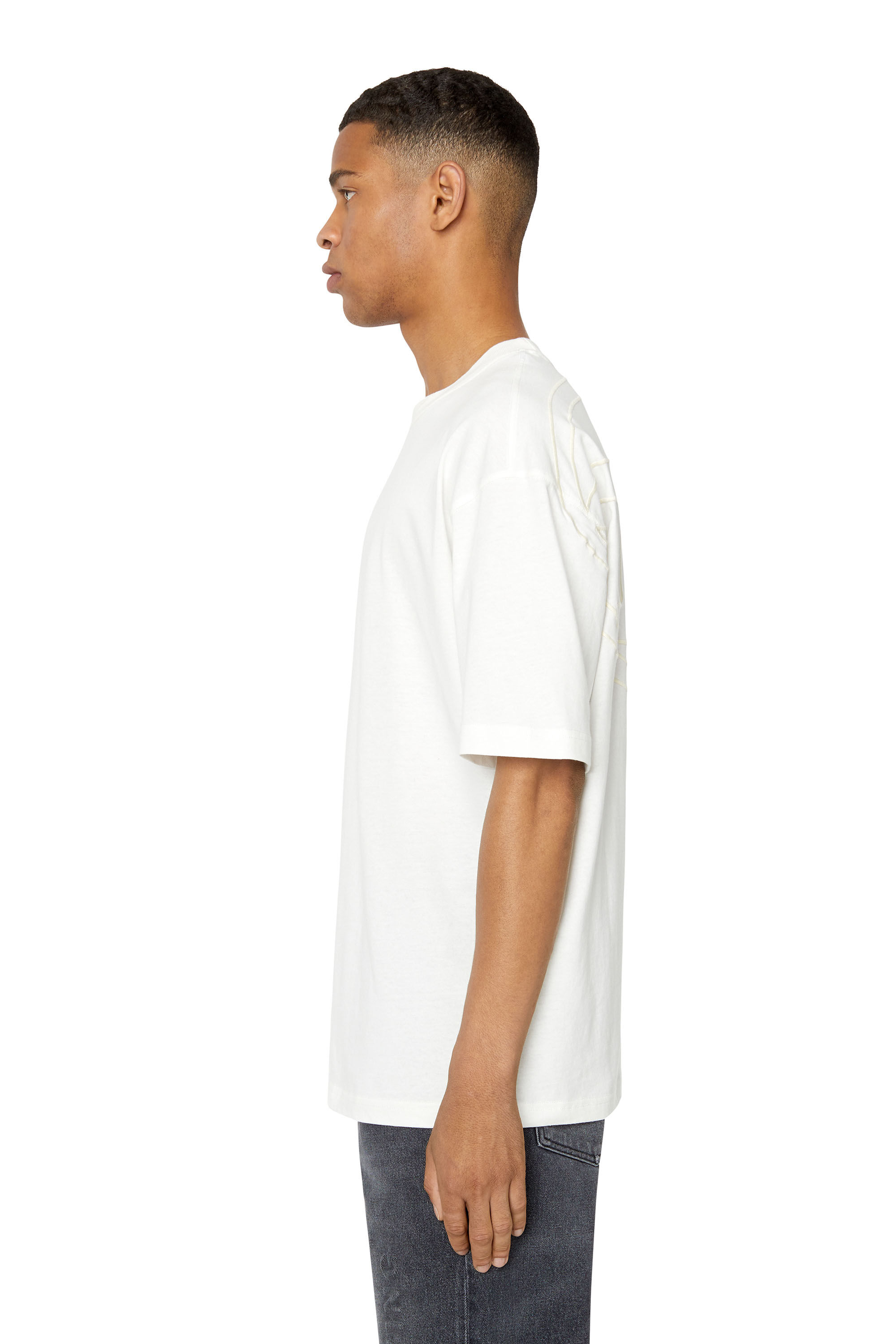 Diesel - T-BOGGY-MEGOVAL, Man T-shirt with back maxi D logo in White - Image 5