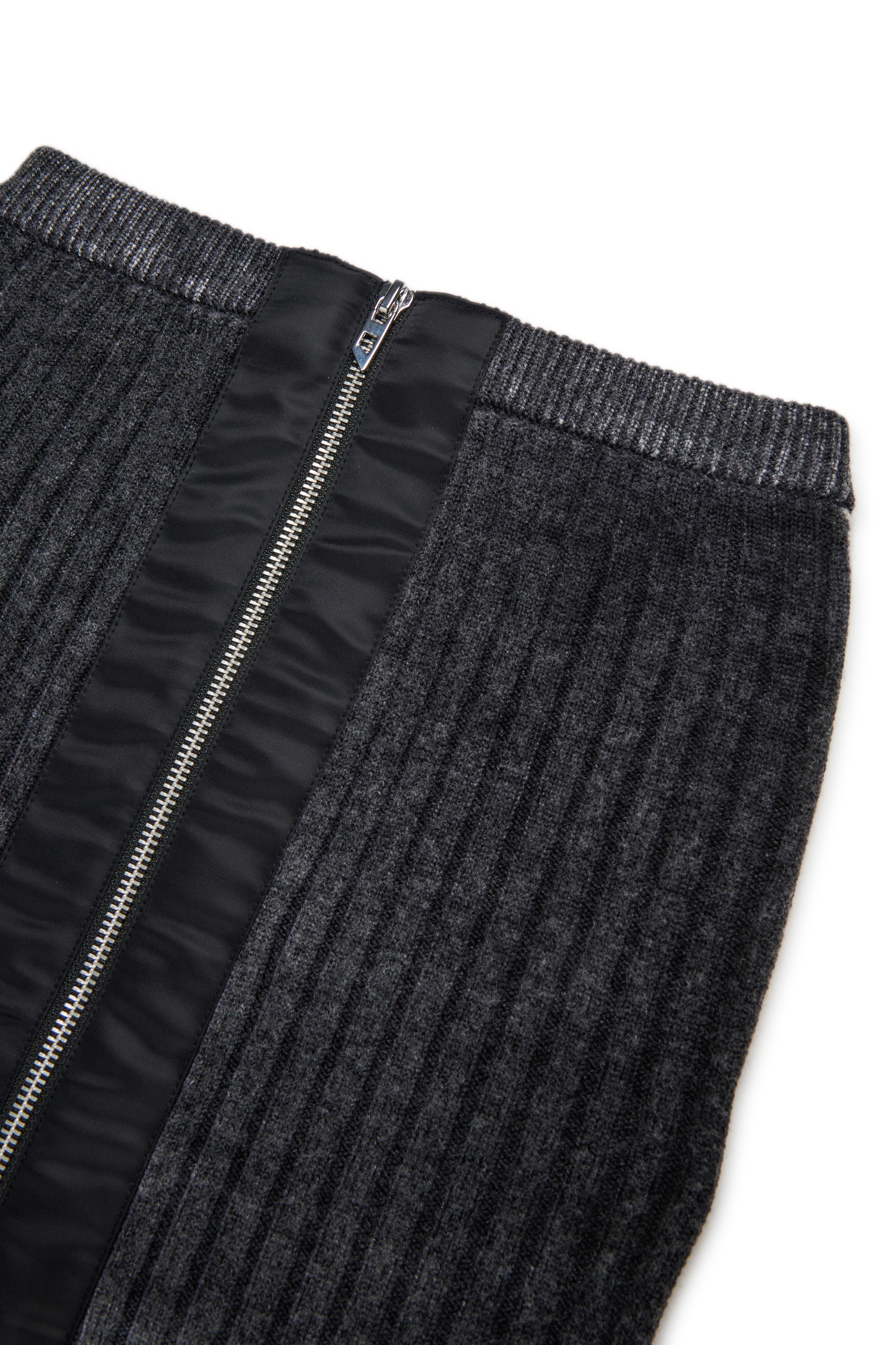 Diesel - GMASI, Woman's Wool skirt with central zipper in Black - 3