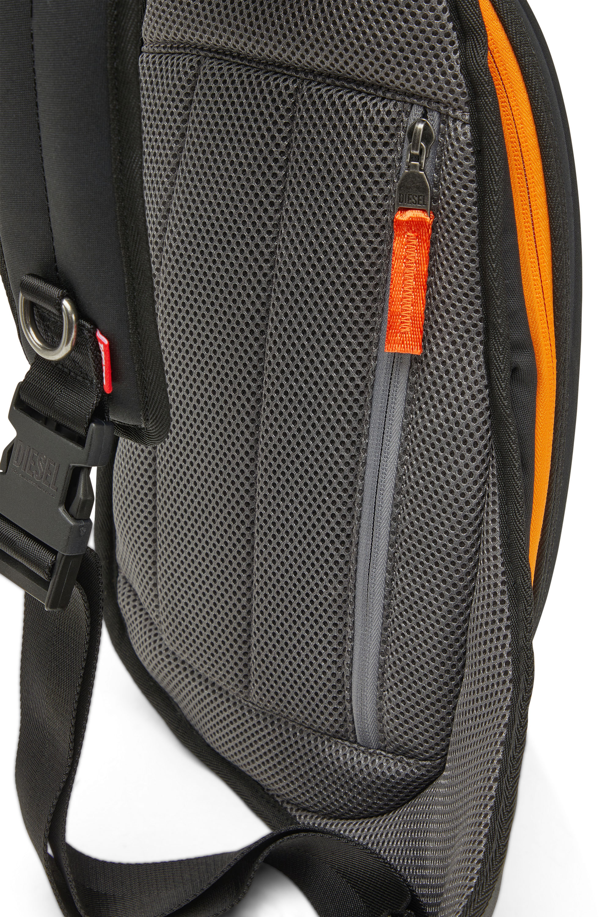 Diesel - 1DR-POD SLING BAG, Black - Image 4