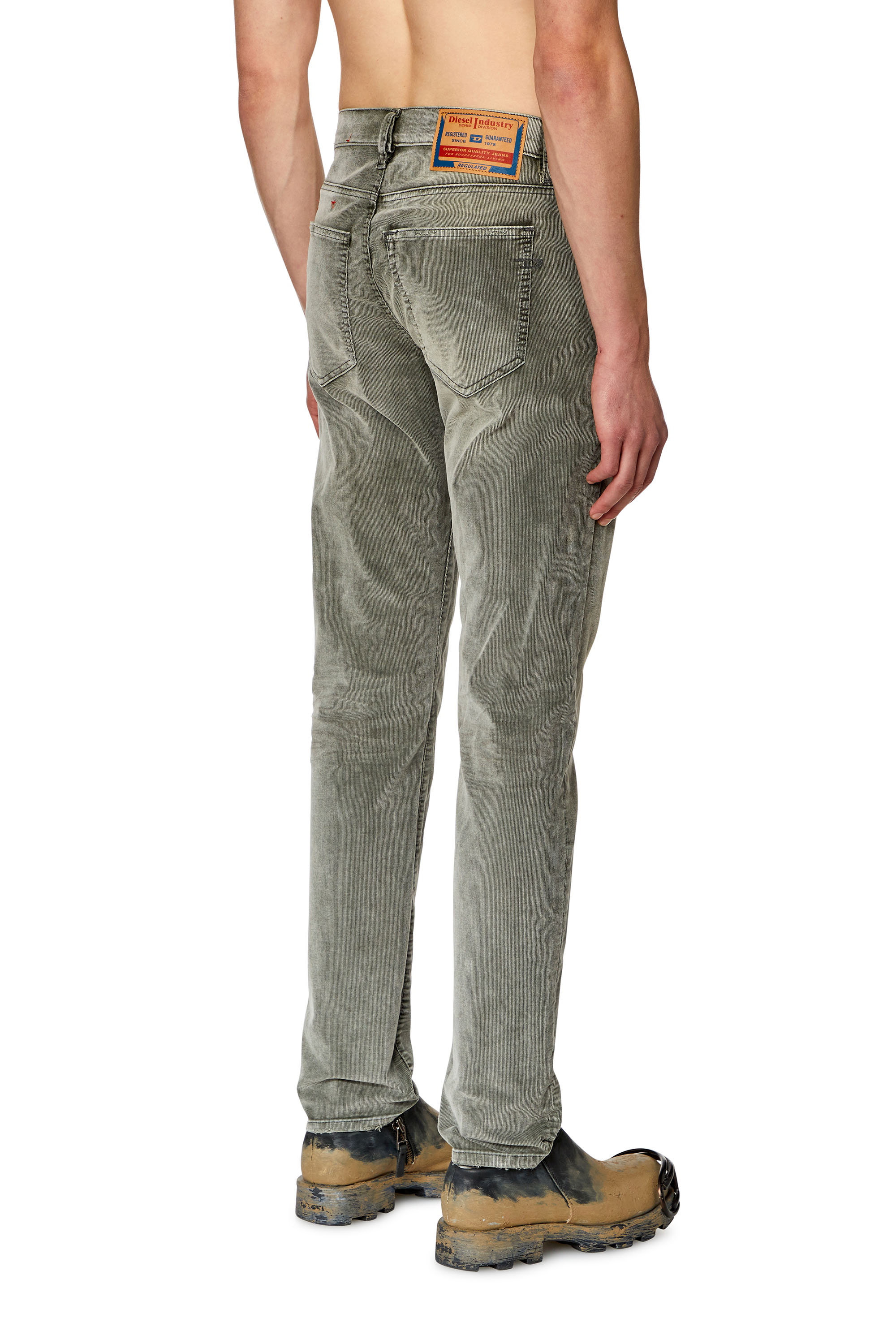 Diesel - Man Slim Jeans 2019 D-Strukt 068JF, Green - Image 3