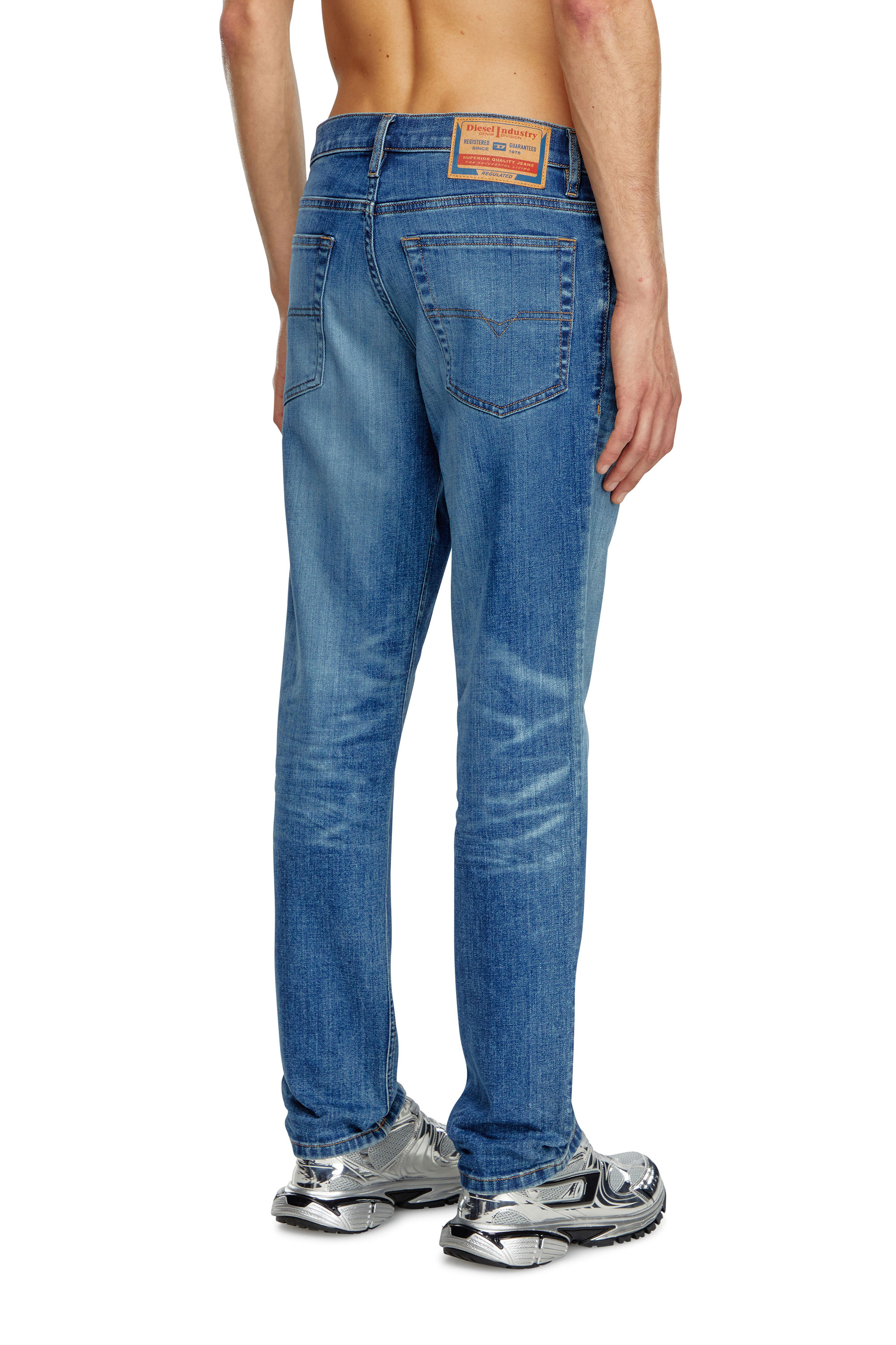 Diesel - Man's Regular Jeans 2023 D-Finitive 0GRDP, Medium blue - 4