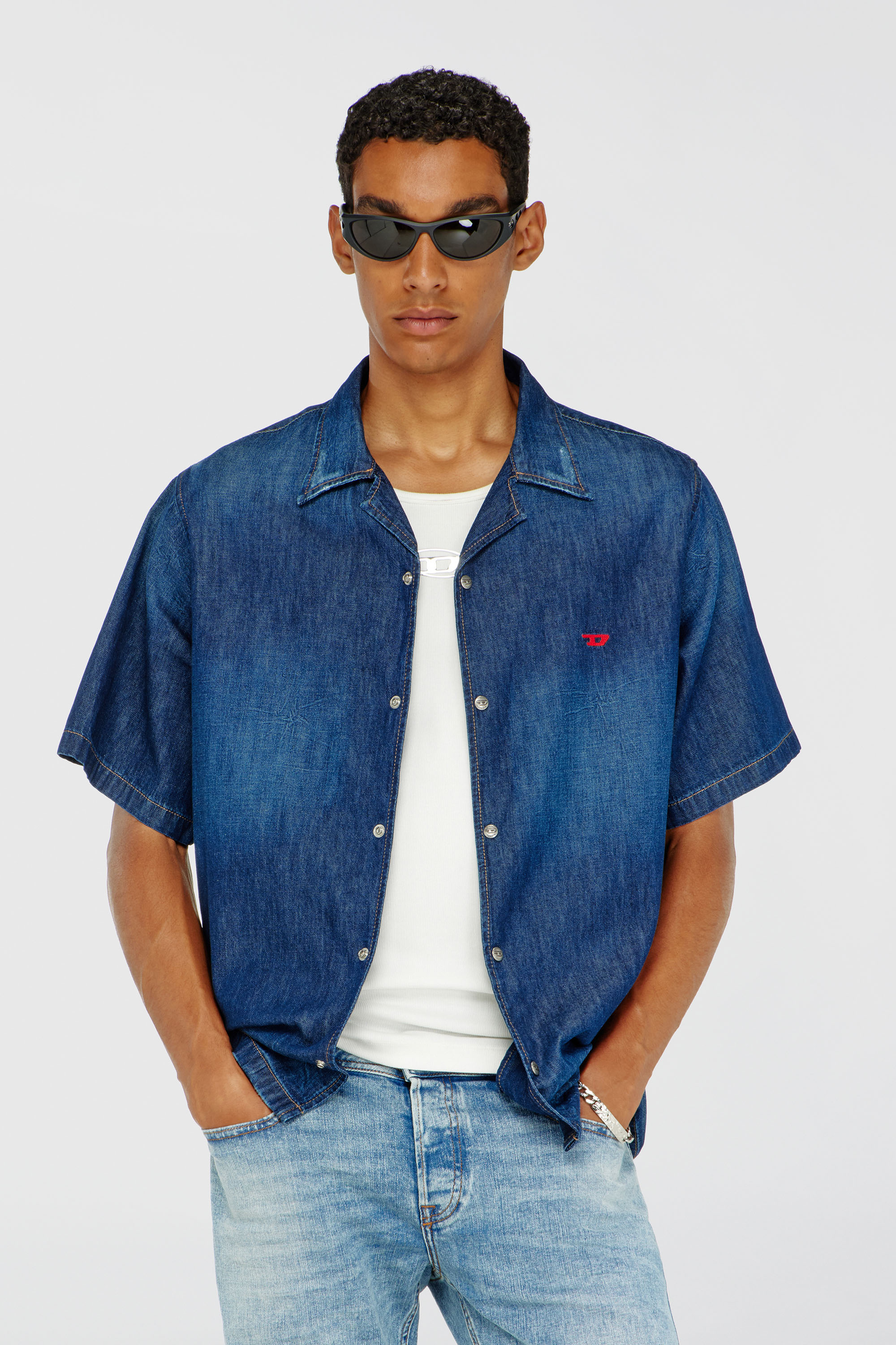 Diesel - D-NABIL-D, Man's Denim short-sleeve shirt in Medium blue - 1