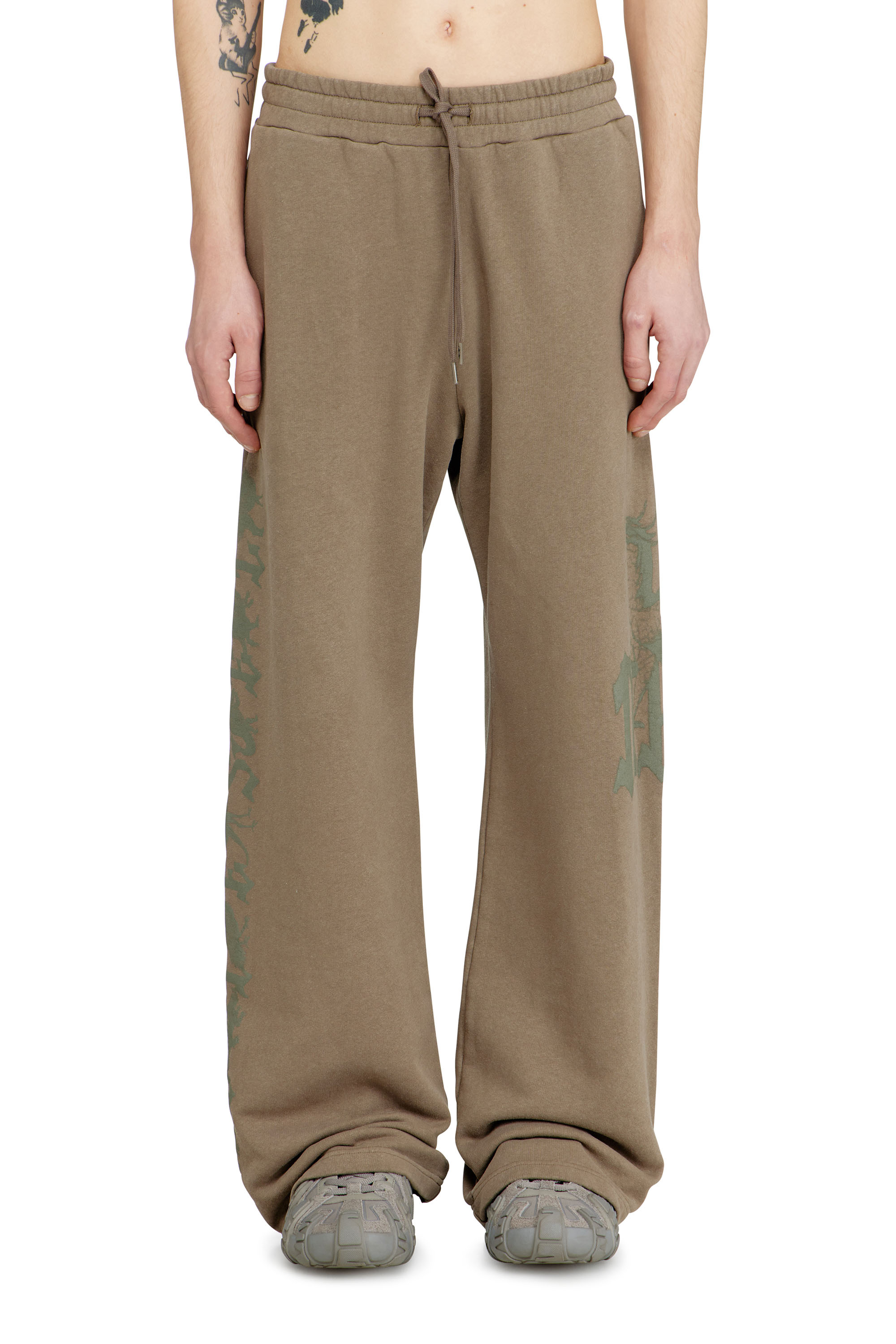 Diesel - P-GRO, Man's Treated sweatpants with logo print in Brown - 1