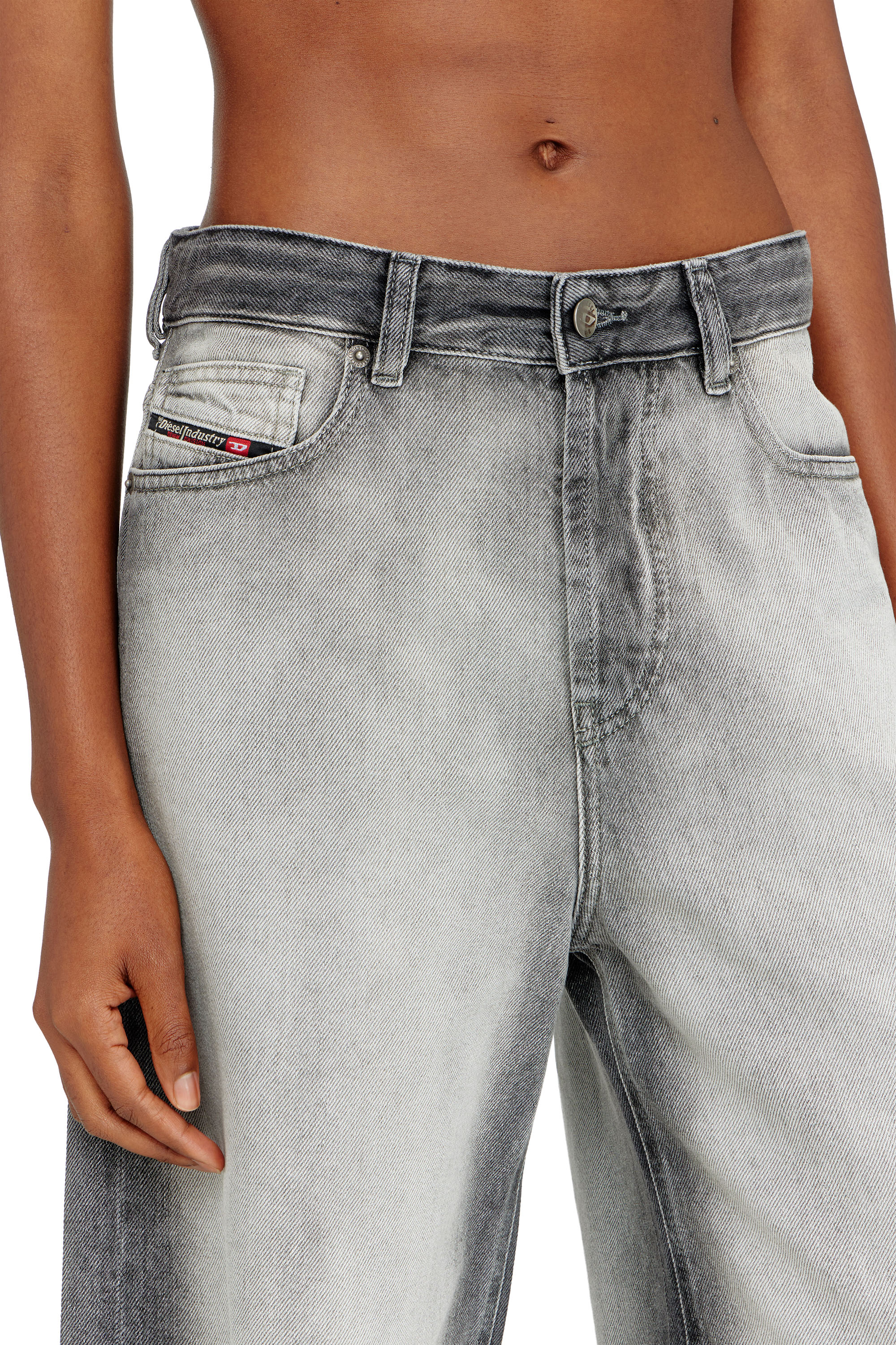 Diesel - DE-SIRE-SHORT-FSI, Woman's Shorts in soft skeleton denim in Grey - 4