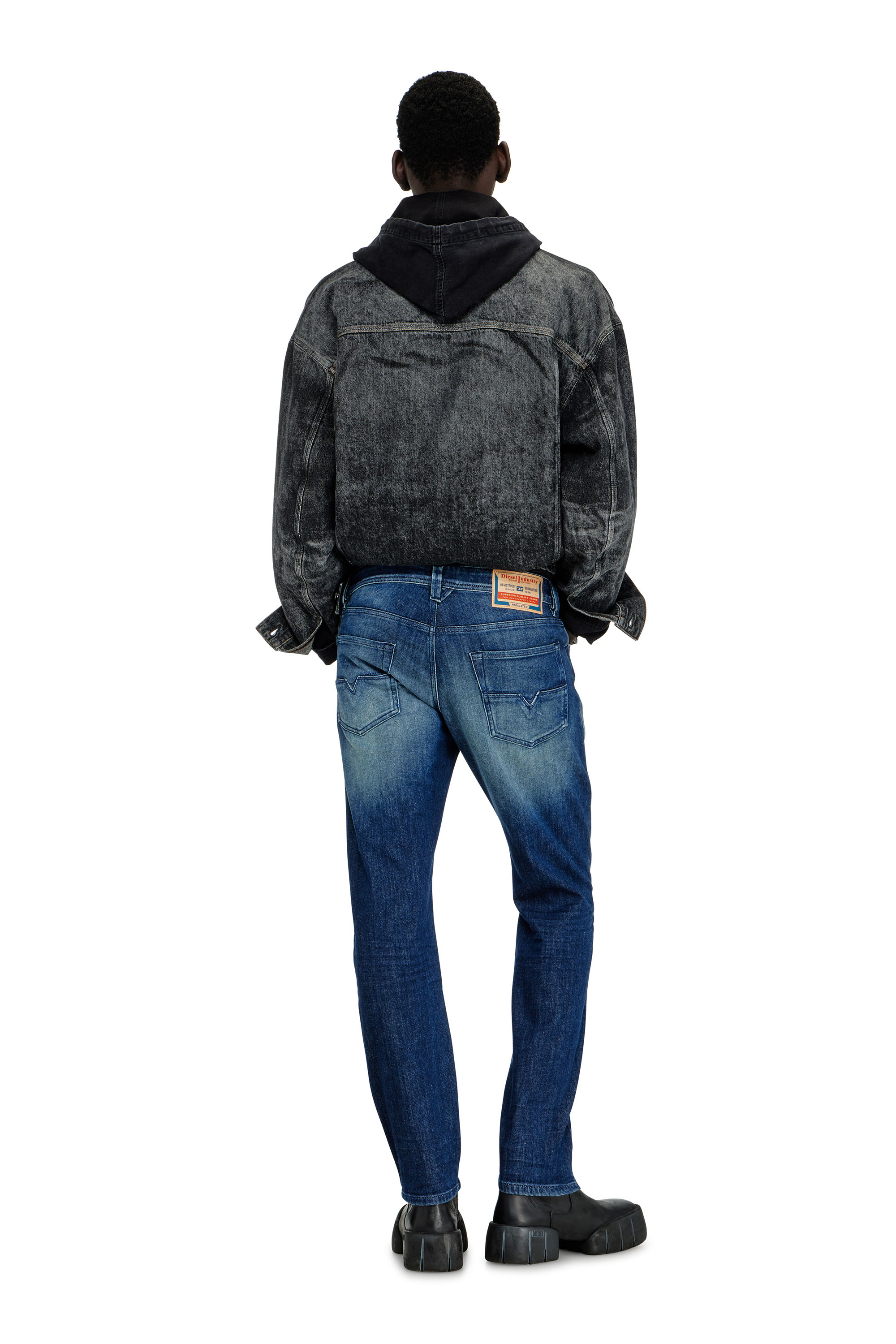Diesel - Man's Regular Jeans 1986 Larkee-Beex 0KBBR, Dark Blue - 4