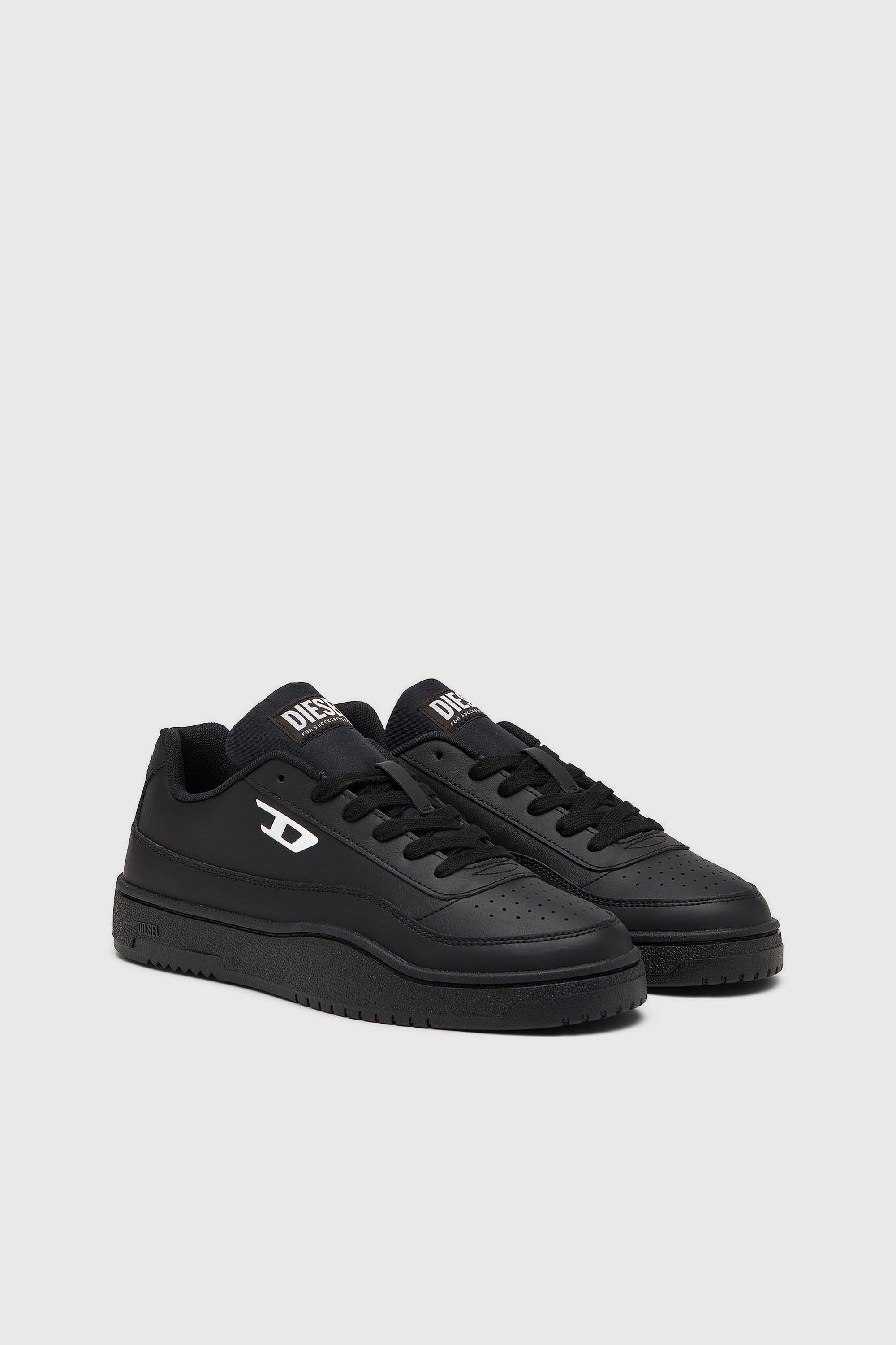 Diesel - S-TRACKER-D LOW, Man's S-Tracker-D-Low top sneaker in Black - 2