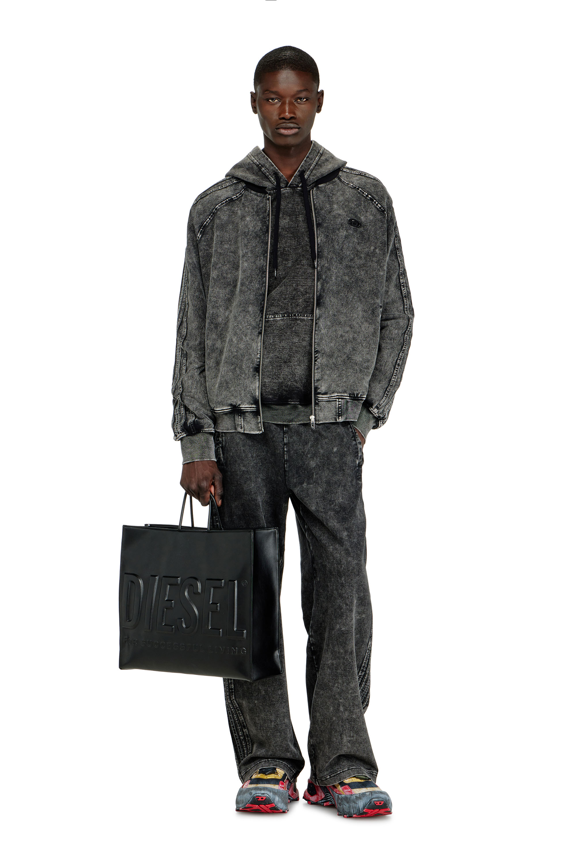 Diesel - DSL 3D SHOPPER EW X, Unisex's Dsl 3D-Shopping bag in soft PU with an embossed logo in Black - 1